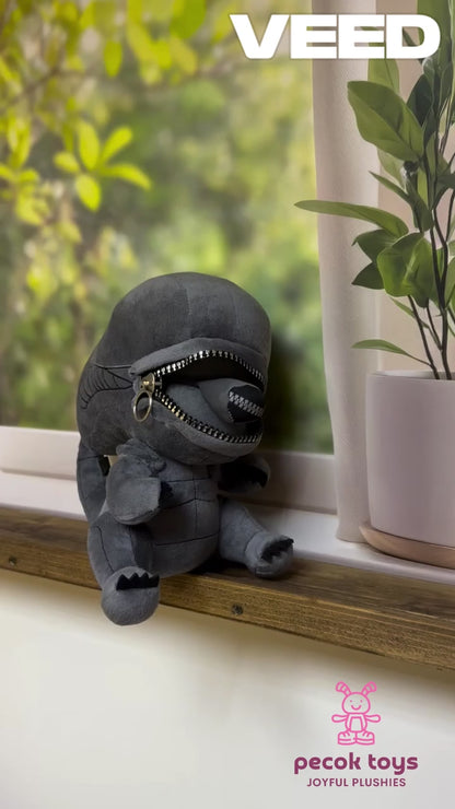 Alien Xenomorph Zippermouth Plush